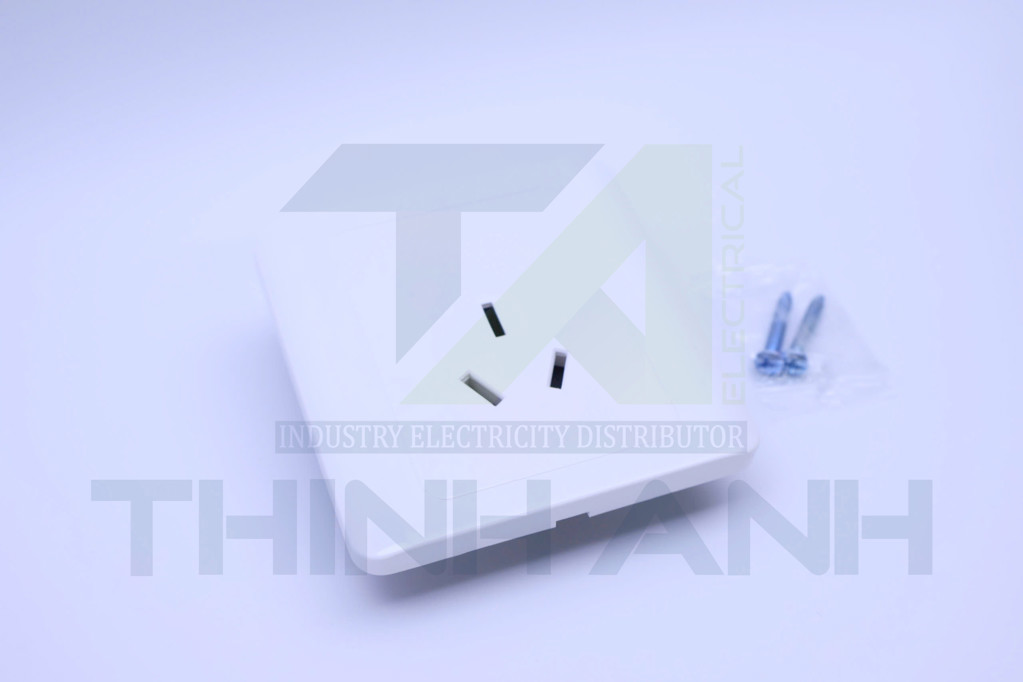 Ổ cắm 3 chân chéo 16A kích thước 86x86mm