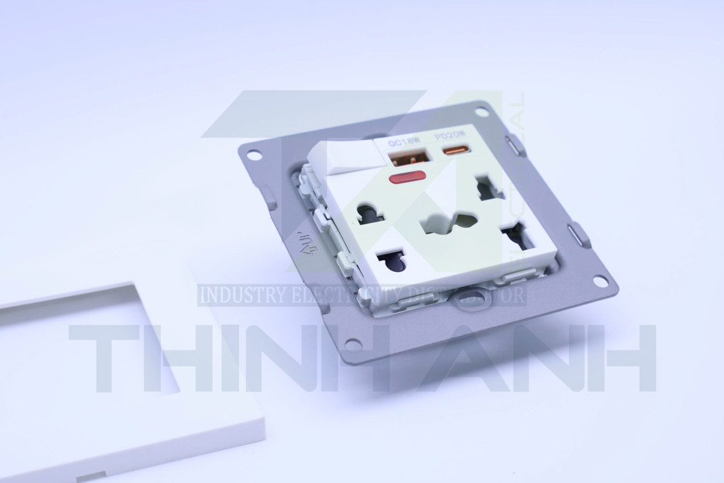 Ổ cắm 5 chấu (2 chấu+3 chấu đa năng) kèm công tắc+USB+TYPE-C+đèn báo
