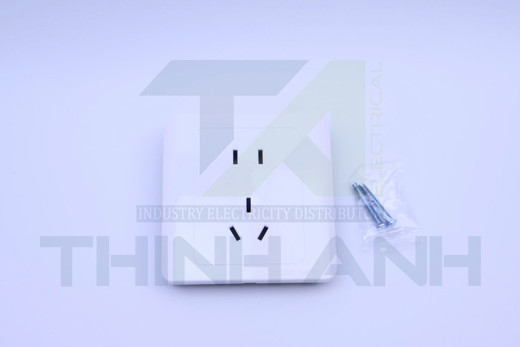 Ổ cắm 5 chấu ( 2 dẹt + 3 chéo) 86x86