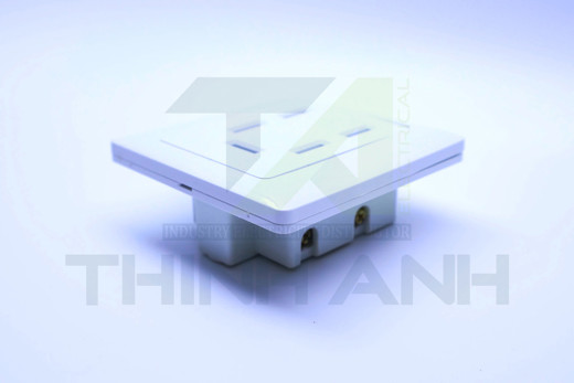 Ổ cắm 5 chấu dẹt vuông 25A 86x86