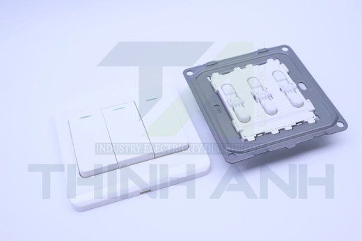 Công tắc ba 1 chiều 86x86