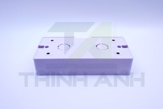 Đế nổi kín ba chữ nhật 118 ( KT 152x70x32)